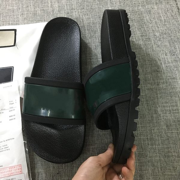 2020 designer slipper gear bottoms mens women slide striped sandals causal non-slip summer slippers flip flops slipper, Black
2020 designer slipper gear bottoms mens women slide striped sandals causal non-slip summer slippers flip flops slipper, Black