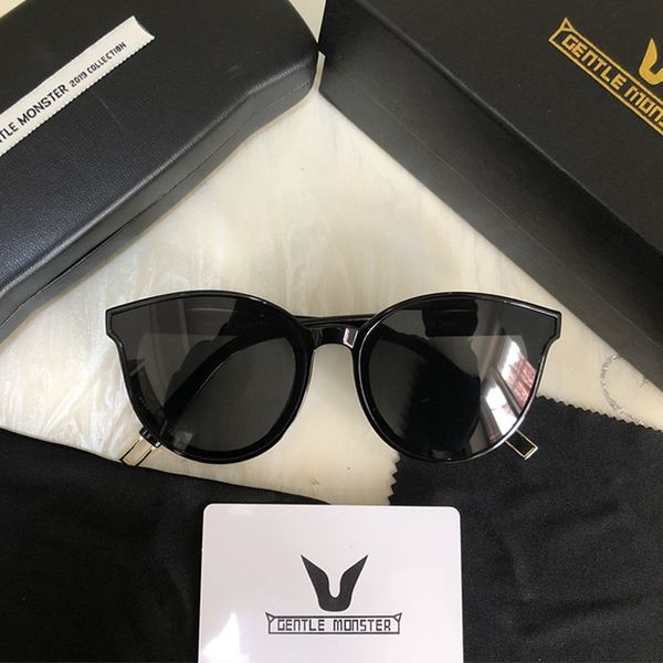 2019 brand women gentle monster sunglasses korean design lady vintage cat eye sun glasses retro sunglass original box package, White;black
2019 brand women gentle monster sunglasses korean design lady vintage cat eye sun glasses retro sunglass original box package, White;black