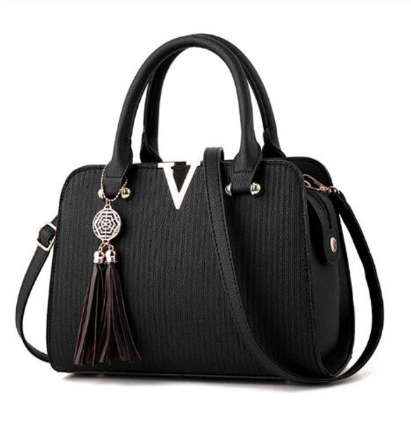 women leather handbag tassel luxury handbags women bags designer crossbody bag for women 2020 sac a main ladies hand bag
women leather handbag tassel luxury handbags women bags designer crossbody bag for women 2020 sac a main ladies hand bag