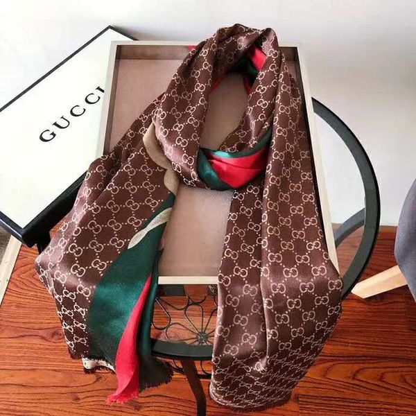 Cachecóis qq891455606
Cachecóis qq891455606