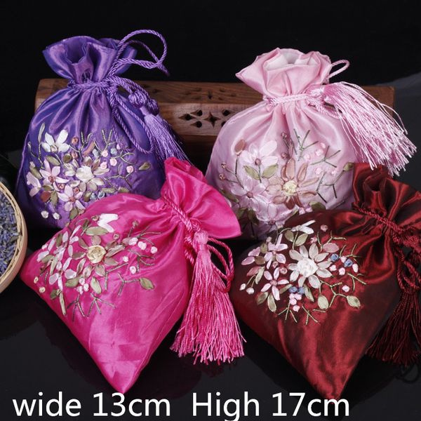 handmade ribbon embroidery drawstring gift bags large wedding party favor bags cloth packaging jewelry pouch 50pcs/lot
handmade ribbon embroidery drawstring gift bags large wedding party favor bags cloth packaging jewelry pouch 50pcs/lot