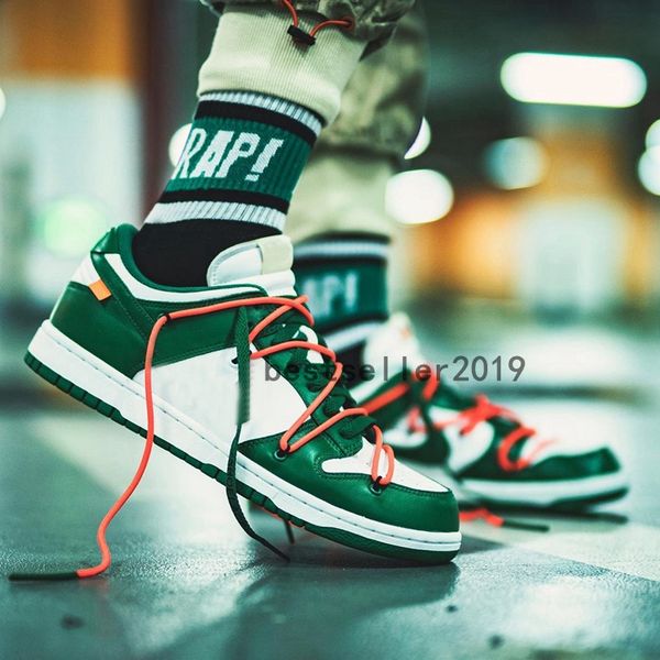2019 futura x sb dunk low running shoes off skateboard women mens designer sneakers trainers orange mca blue white green des chaussures
2019 futura x sb dunk low running shoes off skateboard women mens designer sneakers trainers orange mca blue white green des chaussures