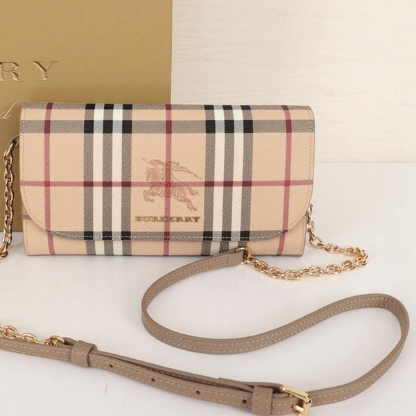 latest exclusive women's plaid wallet wallet crossbody chain shoulder bag luxury designer bag fine workmanship size 21-12-3cm
latest exclusive women's plaid wallet wallet crossbody chain shoulder bag luxury designer bag fine workmanship size 21-12-3cm