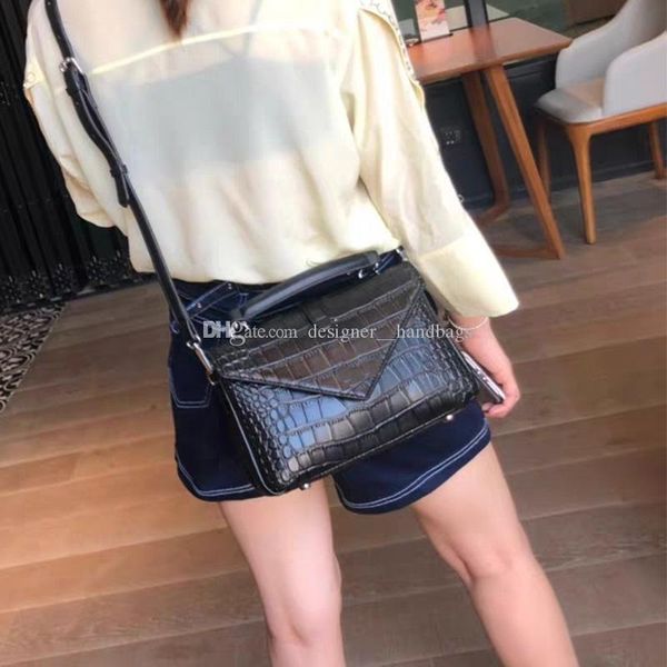 womens handbags ladies casual tote cowhide leather shoulder bags female purse handbags purses crocodile ing
womens handbags ladies casual tote cowhide leather shoulder bags female purse handbags purses crocodile ing