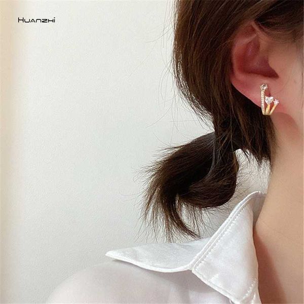 huanzhi 2020 new micro inlay zircon three floors super flash half pack metal studs earrings for women girls party jewelry gifts, Golden;silver
huanzhi 2020 new micro inlay zircon three floors super flash half pack metal studs earrings for women girls party jewelry gifts, Golden;silver