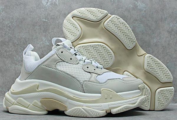new unveils new triple s running shoe paris man woman sneakermixed colors thick heel grandpa trainer shoes size 35-45, Black;white
new unveils new triple s running shoe paris man woman sneakermixed colors thick heel grandpa trainer shoes size 35-45, Black;white