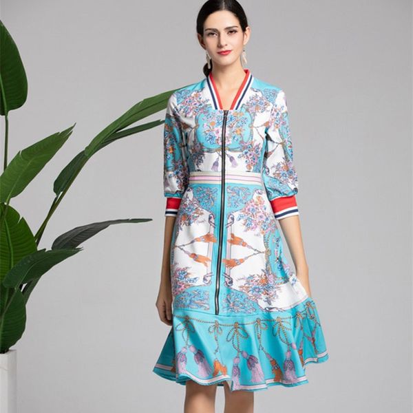 europe designer fashion runway dress 2019 new women's elegant v neck front zipper vintage print knee length casual trumpet dress, Black;gray
europe designer fashion runway dress 2019 new women's elegant v neck front zipper vintage print knee length casual trumpet dress, Black;gray