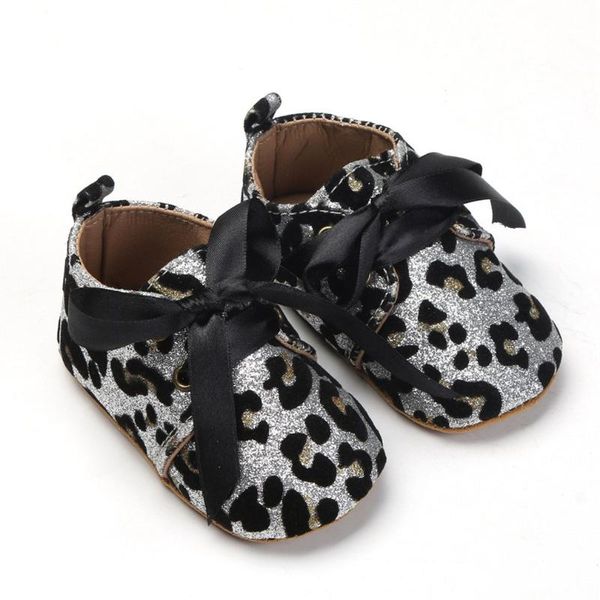 shiny film laces female baby princess toddler shoes soft and comfortable baby shoes soft bottom toddler
shiny film laces female baby princess toddler shoes soft and comfortable baby shoes soft bottom toddler
