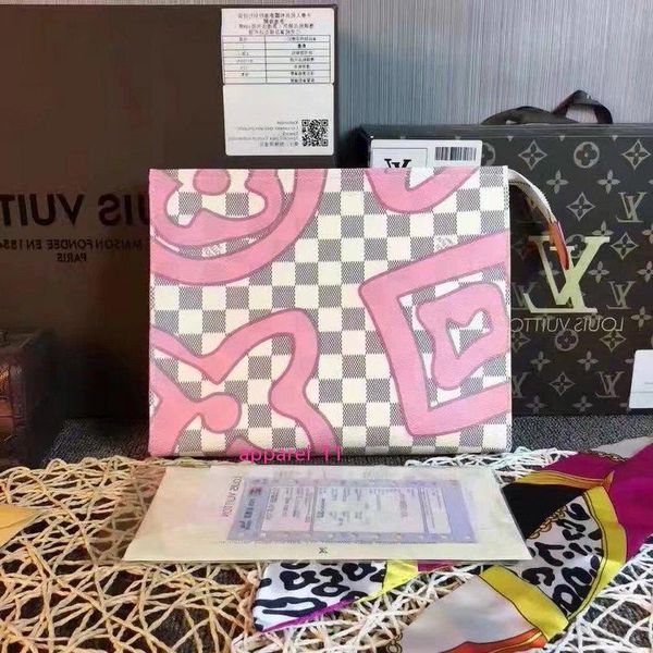 2020 m41049 the new fashion women pink purse wallet clutch wallets purse mini clutches exotics evening chain belt bags
2020 m41049 the new fashion women pink purse wallet clutch wallets purse mini clutches exotics evening chain belt bags