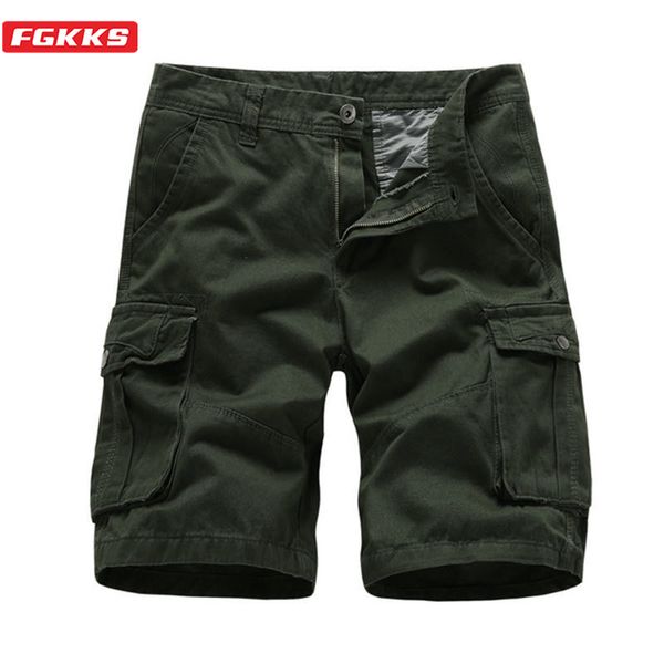 fgkks men shorts fashion brand shorts wild men's original casual breathable classic cargo male, White;black
fgkks men shorts fashion brand shorts wild men's original casual breathable classic cargo male, White;black