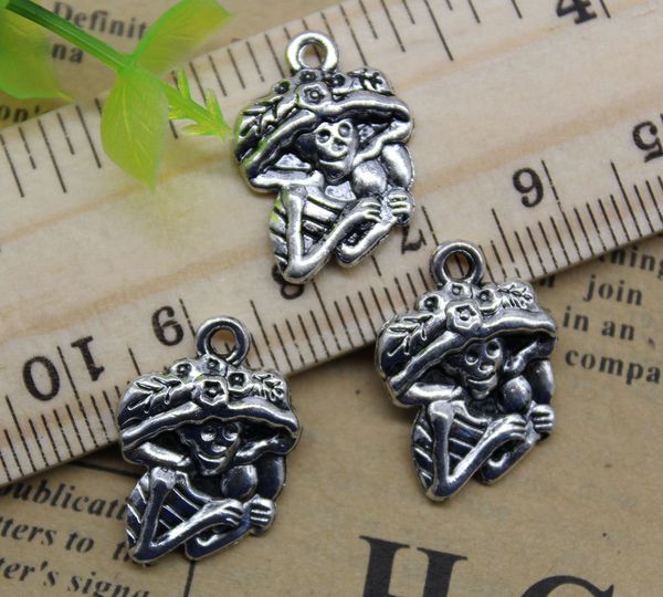 wholesale 100pcs skeleton alloy charms pendant retro jewelry making diy keychain ancient silver pendant for bracelet earrings 20x14mm, Bronze;silver
wholesale 100pcs skeleton alloy charms pendant retro jewelry making diy keychain ancient silver pendant for bracelet earrings 20x14mm, Bronze;silver
