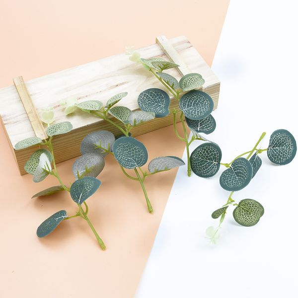 5pcs artificial eucalyptus leaves home wedding vases for decoration pompom diy gifts fake plants ornamental flowerpot silk leaf 
5pcs artificial eucalyptus leaves home wedding vases for decoration pompom diy gifts fake plants ornamental flowerpot silk leaf