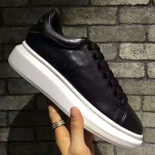 2018 autumn new small white shoes female sponge cake sports shoes korean leather thick bottom wild 889602, Black
2018 autumn new small white shoes female sponge cake sports shoes korean leather thick bottom wild 889602, Black