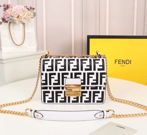 design travel bags fashion handbag famous envelope bag messenger bags fashion leather letter bag desiner shipping bag
design travel bags fashion handbag famous envelope bag messenger bags fashion leather letter bag desiner shipping bag
