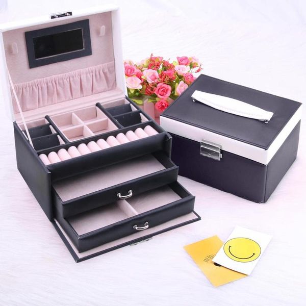 новая коробка ювелирных изделий большой емкости для хранения кожи jewelry box серьги кольца дисплея ожерелья ожерелье случай организатор, Black;blue
новая коробка ювелирных изделий большой емкости для хранения кожи jewelry box серьги кольца дисплея ожерелья ожерелье случай организатор, Black;blue