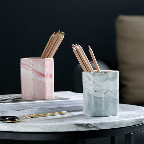 nordic art retro ceramic painting gold marble pattern storage pen holder simple cosmetic pen jewelry pink octagonal storage tank
nordic art retro ceramic painting gold marble pattern storage pen holder simple cosmetic pen jewelry pink octagonal storage tank