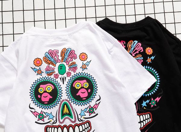 2020 новый обезьяна мужчины женщины футболка мужские дизайнерские футболки летняя мода повседневная улица тройники роскошный классический че, White;black
2020 новый обезьяна мужчины женщины футболка мужские дизайнерские футболки летняя мода повседневная улица тройники роскошный классический че, White;black