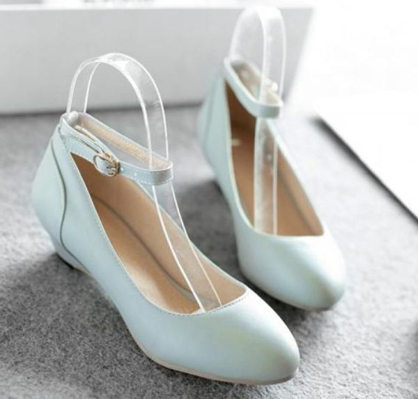 2019 women's shoes in spring and autumn with new style low heel round head @3031, Black
2019 women's shoes in spring and autumn with new style low heel round head @3031, Black