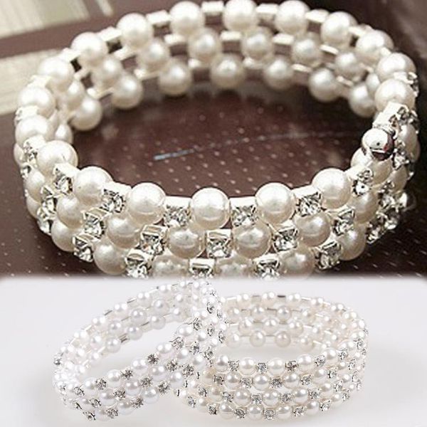 новое прибытие модные многослойная эластичный имитация pearl подвески браслет женщина 2 стили для свадебных партии ювелирных изделий, Golden;silver
новое прибытие модные многослойная эластичный имитация pearl подвески браслет женщина 2 стили для свадебных партии ювелирных изделий, Golden;silver