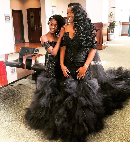 classy black beaded mermaid wedding dresses sheer jewel neck sequined bridal gowns plus size tiered tulle african robes de mariée, White
classy black beaded mermaid wedding dresses sheer jewel neck sequined bridal gowns plus size tiered tulle african robes de mariée, White