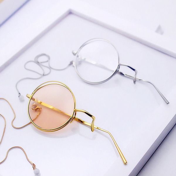 the one-eyed round sunglasses women men metal chain cosplay party prop women elegant retro glasses ladies shades vintage eyewear, White;black
the one-eyed round sunglasses women men metal chain cosplay party prop women elegant retro glasses ladies shades vintage eyewear, White;black