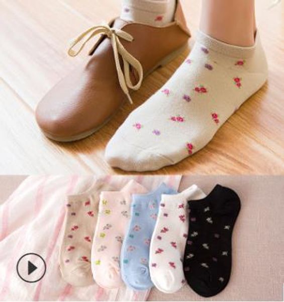 известный дизайнер весной и летом новый стиль хлопка маленький цветок женщина лодка носки дамы, Black;white 
известный дизайнер весной и летом новый стиль хлопка маленький цветок женщина лодка носки дамы, Black;white