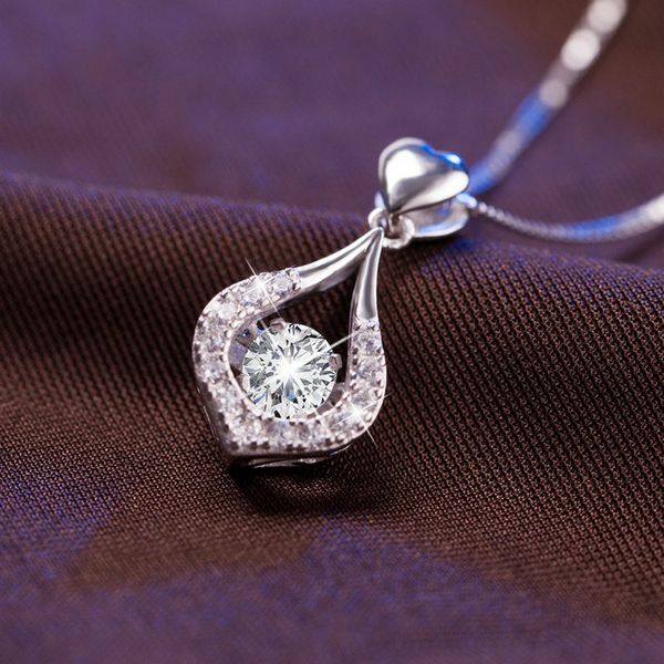 new twinkling heart waterdrop stone necklace chain pendant jewelry decoration for women mv66, Silver
new twinkling heart waterdrop stone necklace chain pendant jewelry decoration for women mv66, Silver