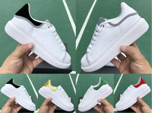 luxury platform designer shoes reflective triple black velvet white golden mens womens casual sneakers party dress fashion leather shoes
luxury platform designer shoes reflective triple black velvet white golden mens womens casual sneakers party dress fashion leather shoes