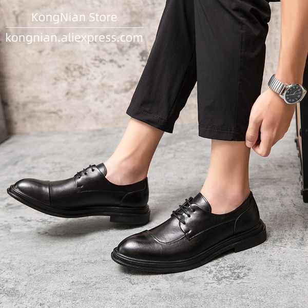 kong nian brand business shoes for men black poind lace-up leather shoes office men's fashion daily casual 2020 new
kong nian brand business shoes for men black poind lace-up leather shoes office men's fashion daily casual 2020 new