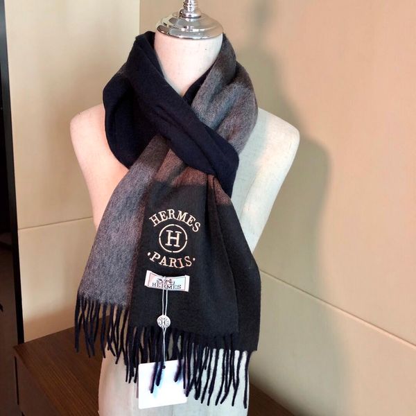 00902autumn and winter new women's wool blended texture comfortable and warm fashion elegance without losing the feminine temperament, Blue;gray
00902autumn and winter new women's wool blended texture comfortable and warm fashion elegance without losing the feminine temperament, Blue;gray
