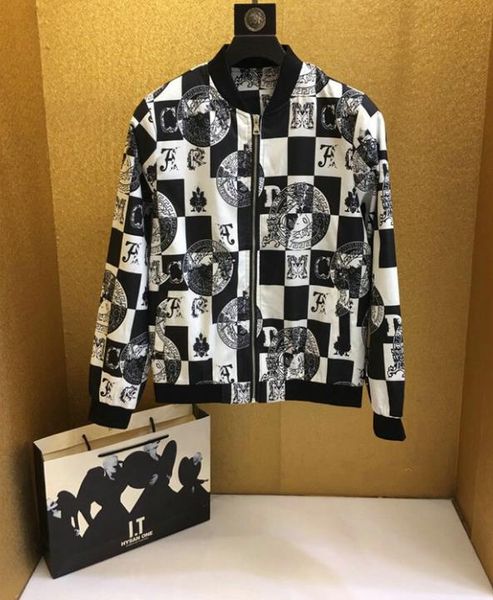 2020 spring and autumn season fashion men's tide slim round neck famous high-end brand clothing prefix fashion trend coat, Black;brown
2020 spring and autumn season fashion men's tide slim round neck famous high-end brand clothing prefix fashion trend coat, Black;brown