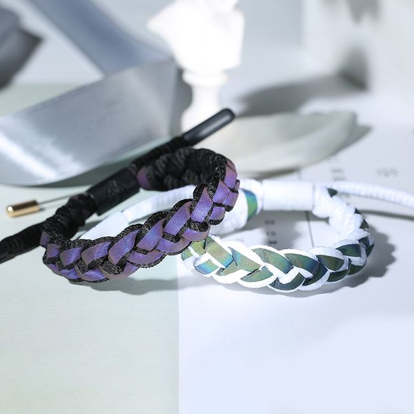 holographic reflective color bracelet trill same paragraph for men and women couple matching bracelets woven bracelet simple jewelry gift, Golden;silver
holographic reflective color bracelet trill same paragraph for men and women couple matching bracelets woven bracelet simple jewelry gift, Golden;silver