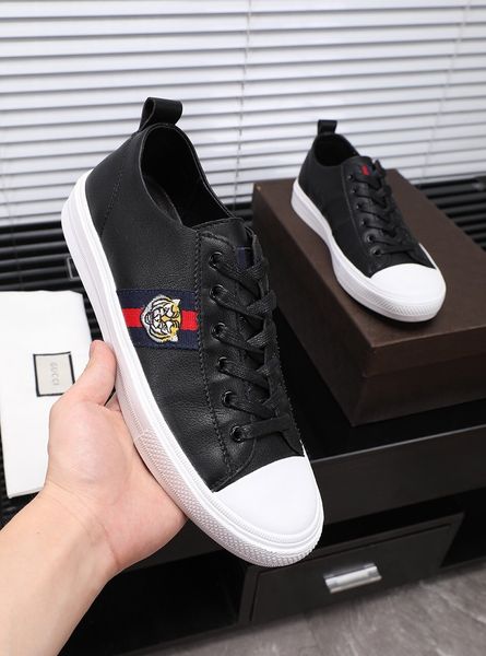 celebrity same style high-end luxury men's casual sports shoes australian fashion design brand vintage platform men's shoes size, Black
celebrity same style high-end luxury men's casual sports shoes australian fashion design brand vintage platform men's shoes size, Black