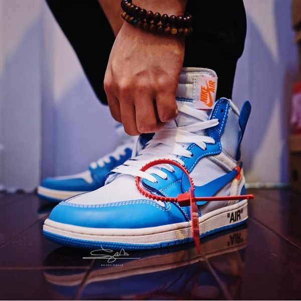 off whìte x nìke air jordán 1 custom basketball shoes fragment luxury design aj 1 chicago white unc retro sneakers mens trainers sport shoes, Blue;black
off whìte x nìke air jordán 1 custom basketball shoes fragment luxury design aj 1 chicago white unc retro sneakers mens trainers sport shoes, Blue;black