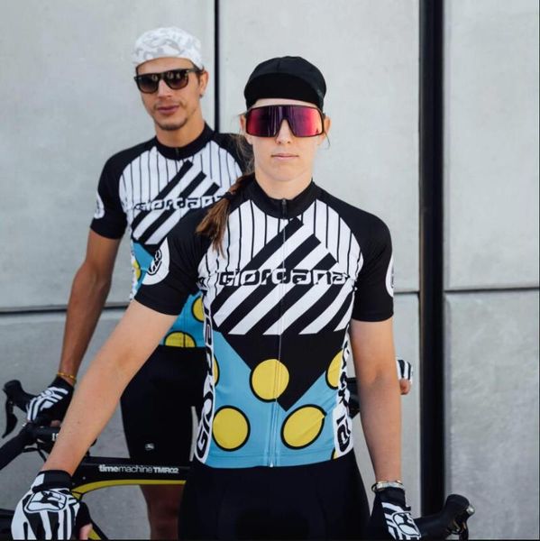 women retro black pro cycling jersey summer breathable mtb bike clothes short sleeve bicycle clothing ropa maillot, Black;red
women retro black pro cycling jersey summer breathable mtb bike clothes short sleeve bicycle clothing ropa maillot, Black;red