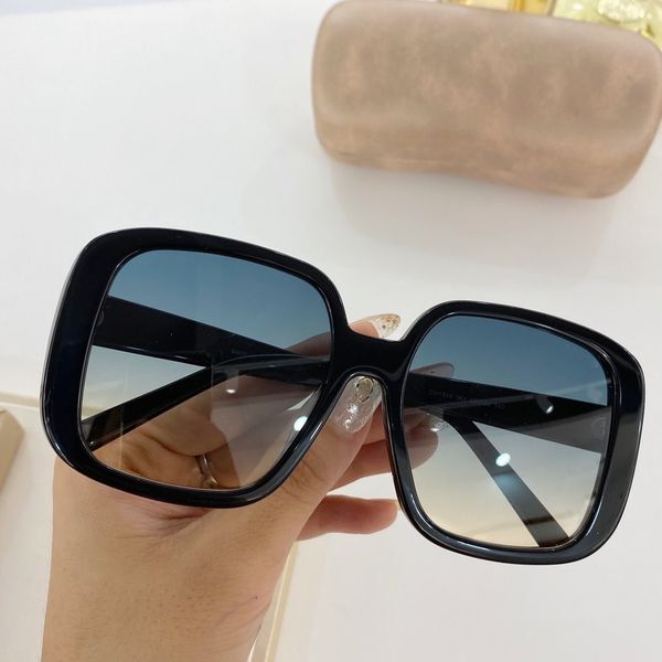 the new model for women is diamond-encrusted star mirror leg polarizing sunglasses for women 1316 size 55-20-140, White;black
the new model for women is diamond-encrusted star mirror leg polarizing sunglasses for women 1316 size 55-20-140, White;black