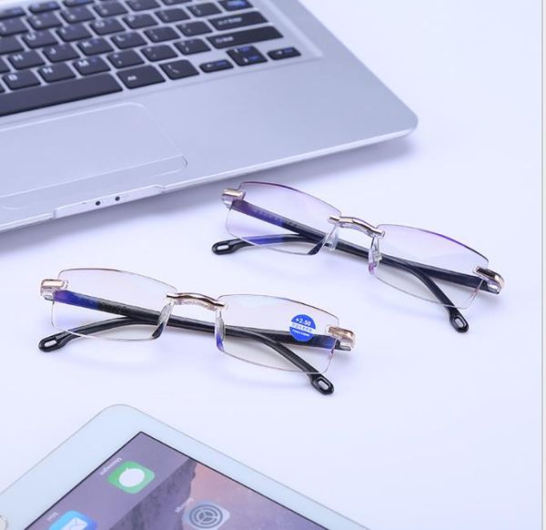 new blue-light-proof presbyopic glasses with diamond trimming for middle-aged and old people with compact pc frame presbyopic glasses, White;black
new blue-light-proof presbyopic glasses with diamond trimming for middle-aged and old people with compact pc frame presbyopic glasses, White;black