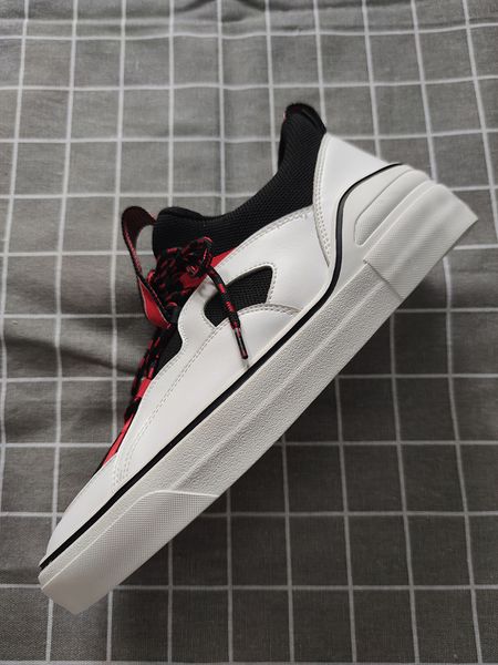 new luxury men's and women's casual shoes designer comfortable stitching lace-up shoes women sports shoes, Black
new luxury men's and women's casual shoes designer comfortable stitching lace-up shoes women sports shoes, Black