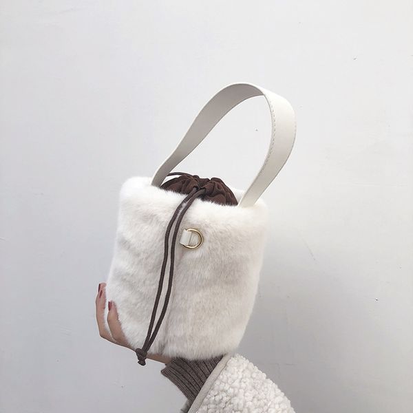 new winter faux fur new ladies cute tote bag women handbag hair ball shoulder messenger bags bolsos mujer sac
new winter faux fur new ladies cute tote bag women handbag hair ball shoulder messenger bags bolsos mujer sac