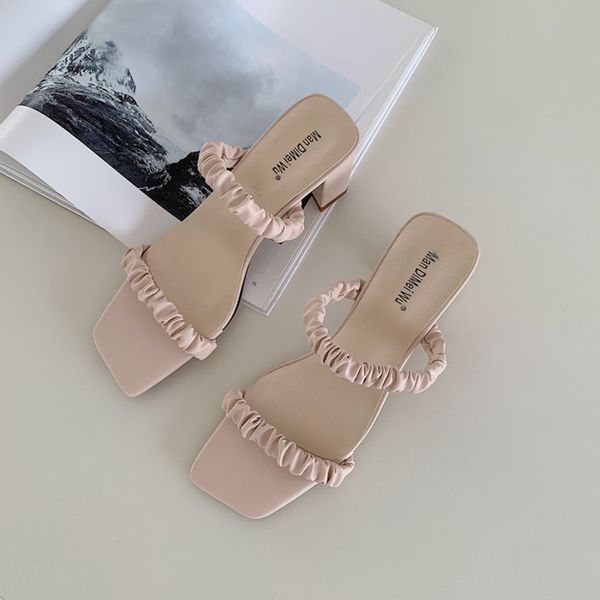 slippers deat 2021 summer fashion casual square toe shallow lace mesh pleated high heels rubber women shoes se461, Black
slippers deat 2021 summer fashion casual square toe shallow lace mesh pleated high heels rubber women shoes se461, Black