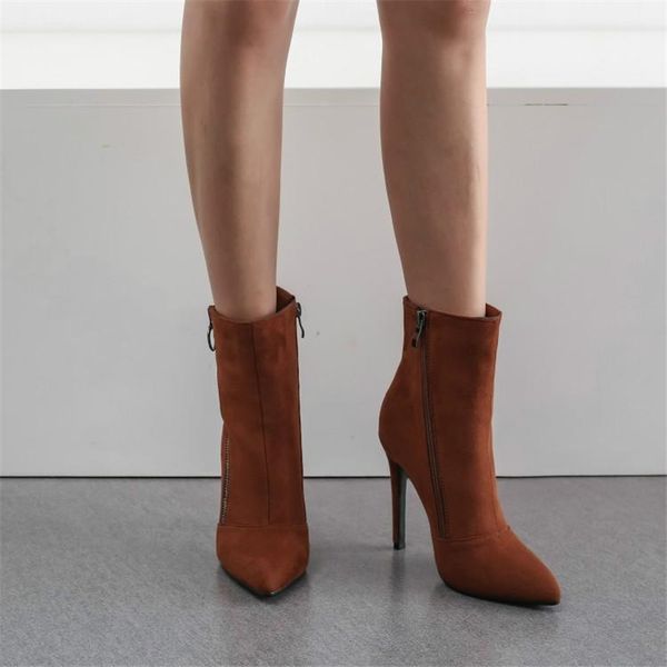 2020 new women's boots europe and the united states boots women's waterproof platform high-heeled pointed stiletto, Black
2020 new women's boots europe and the united states boots women's waterproof platform high-heeled pointed stiletto, Black