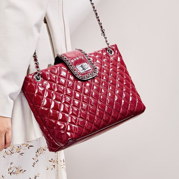classic handbag women quality genuine leather chain bag women bag retro crossbody bags for elegant messenger bags
classic handbag women quality genuine leather chain bag women bag retro crossbody bags for elegant messenger bags