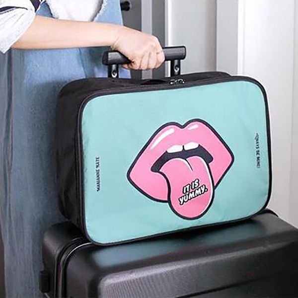 woman storage bag cartoon portable travel boarding bag leisure large luggage storage pack travel pack for girls
woman storage bag cartoon portable travel boarding bag leisure large luggage storage pack travel pack for girls