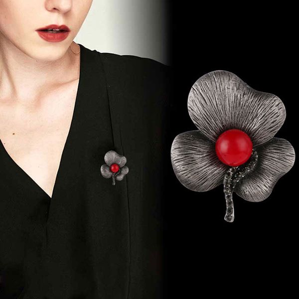 vintage three-leaf lotus brooches wild clothing red pearl silk scarf double-use suit lapel pin cardigan shawl women accessories, Gray
vintage three-leaf lotus brooches wild clothing red pearl silk scarf double-use suit lapel pin cardigan shawl women accessories, Gray