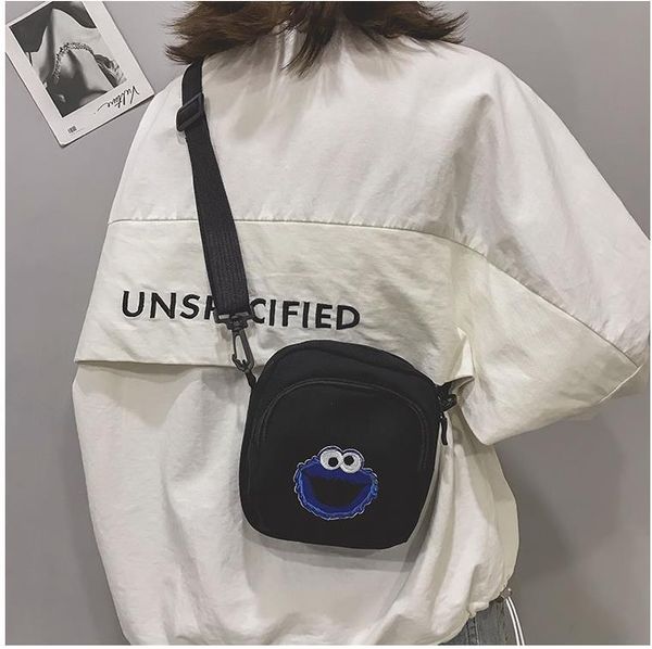 designer waist bag fannypack cross body bags selling new embroidery chest bag men women fashion sport single shoulder bags
designer waist bag fannypack cross body bags selling new embroidery chest bag men women fashion sport single shoulder bags
