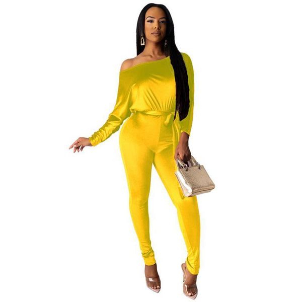 2020 velvet stretch diagonal collar off-the-shoulder bat sleeve solid color bodycon casual long sleeve women's one-piece pants, Black;white
2020 velvet stretch diagonal collar off-the-shoulder bat sleeve solid color bodycon casual long sleeve women's one-piece pants, Black;white