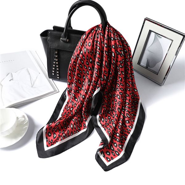 2020 fashion leopard square silk scarf women print neck scarves hairband accessories lady foulard hand kerchief tie, Blue;gray
2020 fashion leopard square silk scarf women print neck scarves hairband accessories lady foulard hand kerchief tie, Blue;gray