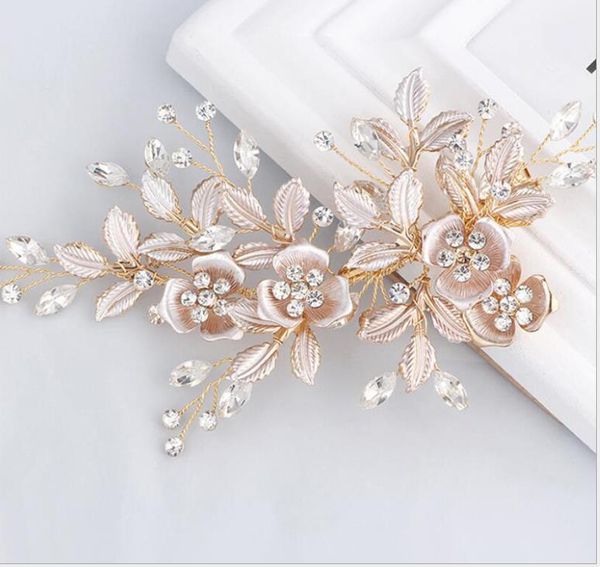 korean version of the bride hairpin alloy jewelry fashion rhinestone insert comb pearl hair comb, Silver
korean version of the bride hairpin alloy jewelry fashion rhinestone insert comb pearl hair comb, Silver