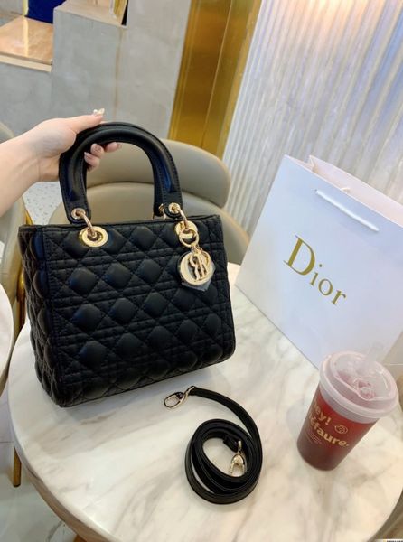 new arrival luxury women shoulder bag handbag on chain womens crossbody bags zx b104804w
new arrival luxury women shoulder bag handbag on chain womens crossbody bags zx b104804w