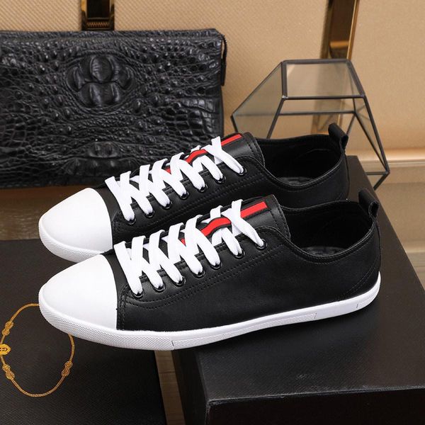 designer lace-up mens sneakers fashionable classic white rubber sole fashion wild shoes casual thick bottom sports outdoor38-44, Black
designer lace-up mens sneakers fashionable classic white rubber sole fashion wild shoes casual thick bottom sports outdoor38-44, Black